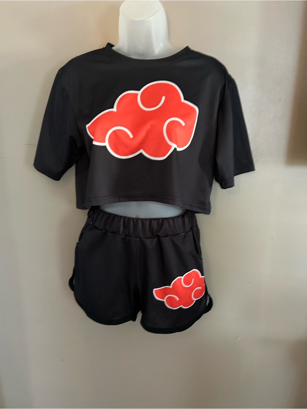 Naruto-themed Akatsuki cloud pajama 2 piece set black/red - Picture 3 of 14